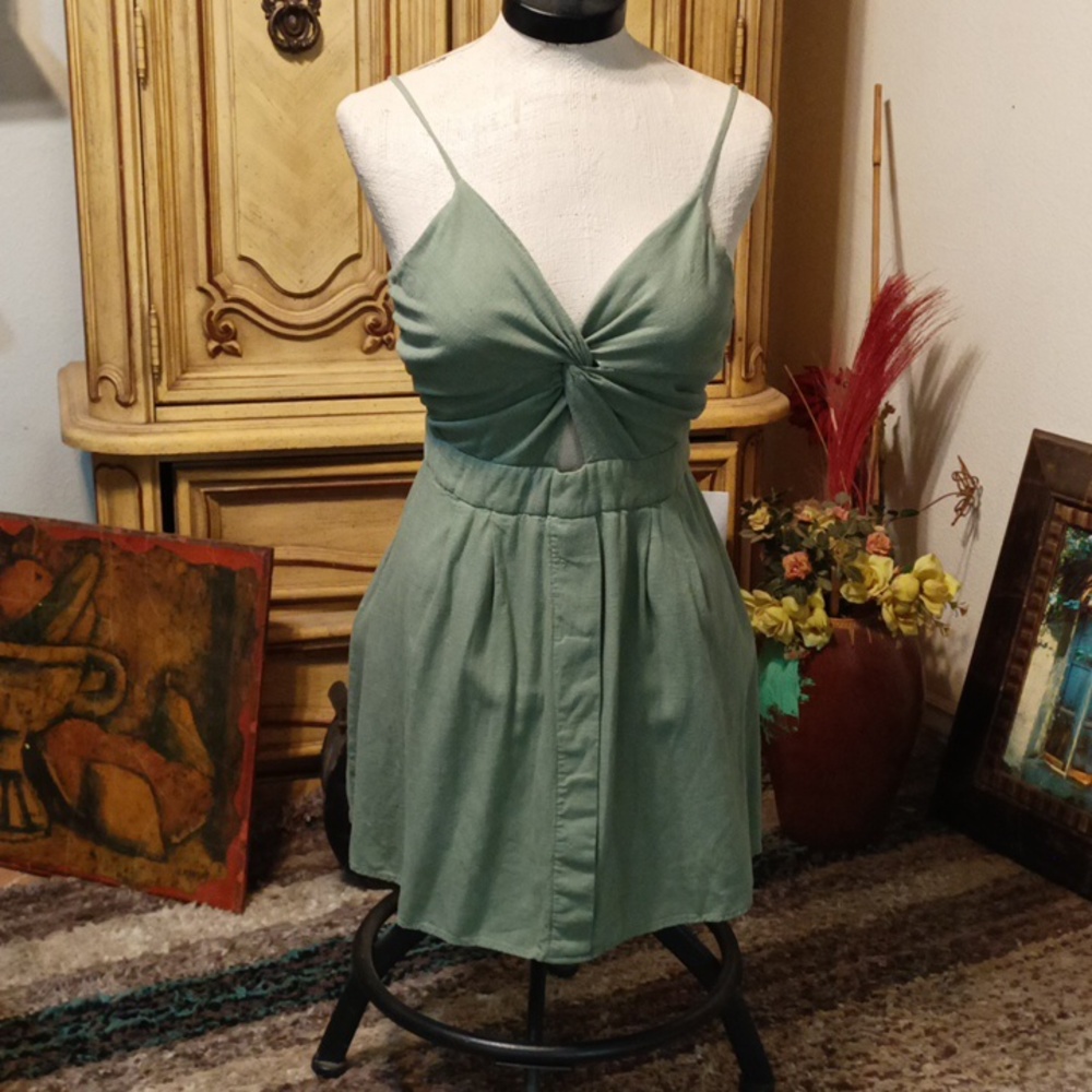 Womens Short Sundress Sz Medium Sage olive army green LOVERICHE b17 Summer